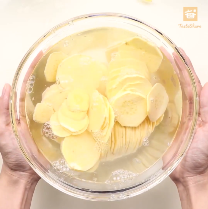 Công thức làm snack khoai lang thơm ngon, giòn rụm