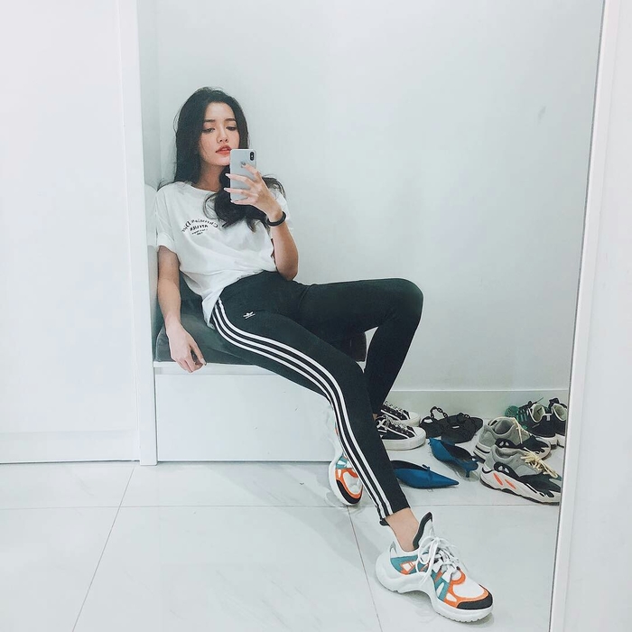 Dad sneakers - “giày của bố” hớp hồn loạt sao từ Âu sang Á