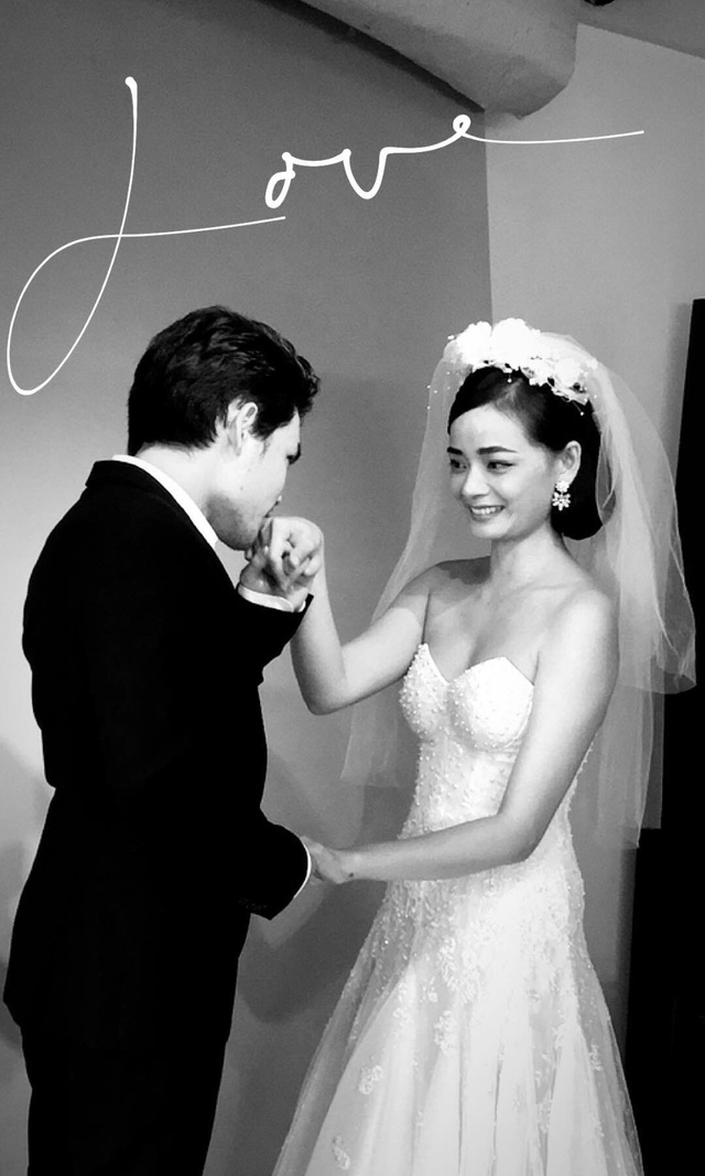 Dàn mẫu Next top đình đám bỗng “đua nhau” trở thành mẹ bỉm sữa
