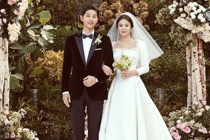 Đẳng cấp Song Hye Kyo: Khí chất thanh lịch cho cả việc chọn trang phục