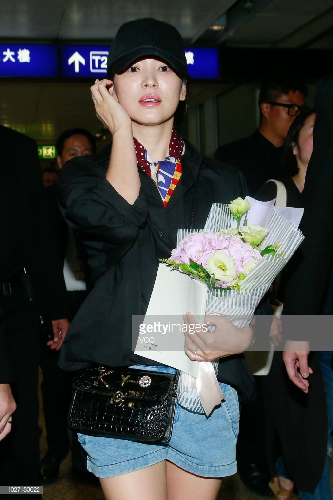 Đẳng cấp Song Hye Kyo: Khí chất thanh lịch cho cả việc chọn trang phục