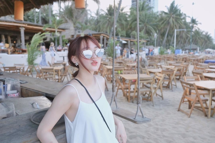 Đi du lịch muốn chụp hình chất thì mang theo những trang phục sau