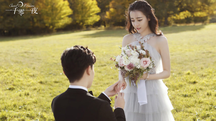 Địch Lệ Nhiệt Ba và Dương Tử: Ai sẽ lên ngôi “Nữ thần Kim Ưng”?