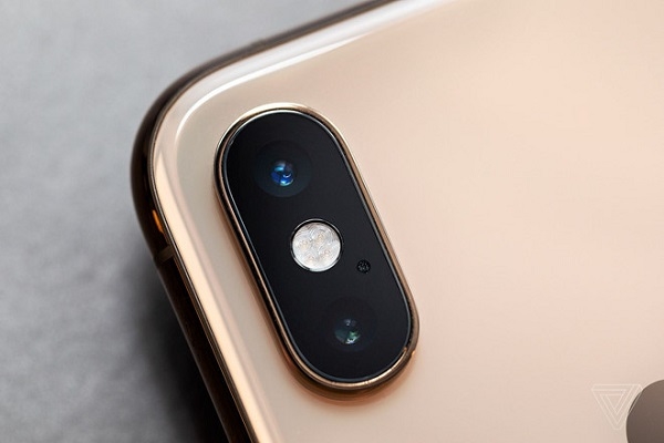 Đọ độ bền của iPhone Xs, Xs Max