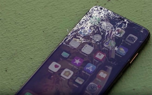 Đọ độ bền của iPhone Xs, Xs Max