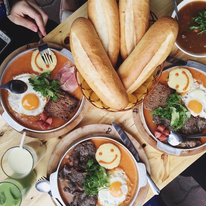 Dọc đất nước Việt Nam thưởng thức các loại bánh mì ngon xuất sắc
