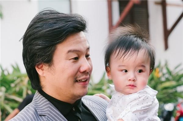 Gia thế bà xã các sao nam Việt hoành tráng đến mức nào?