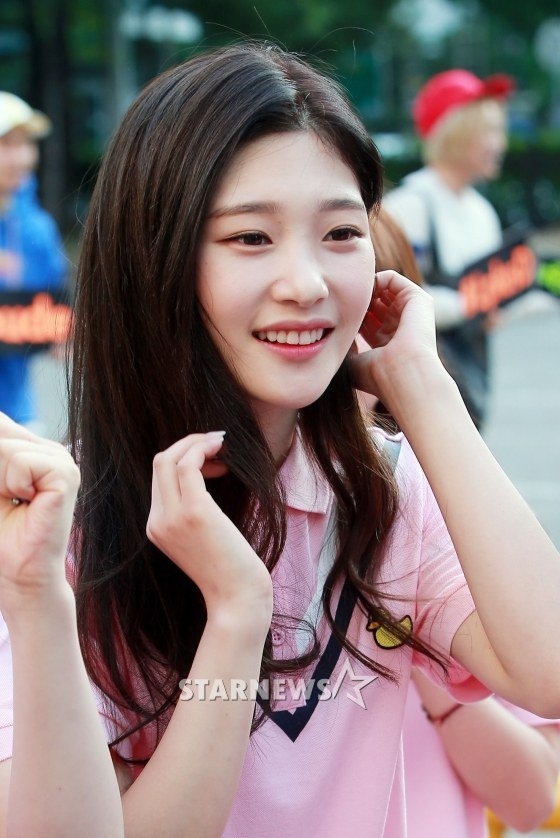 Idol Hàn đua nhau buộc tóc 2 bên: người xinh xuất thần