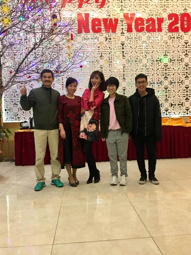Ít ai ngờ, nhà ca sĩ Bích Phương ở quê đẹp xuất sắc như vậy