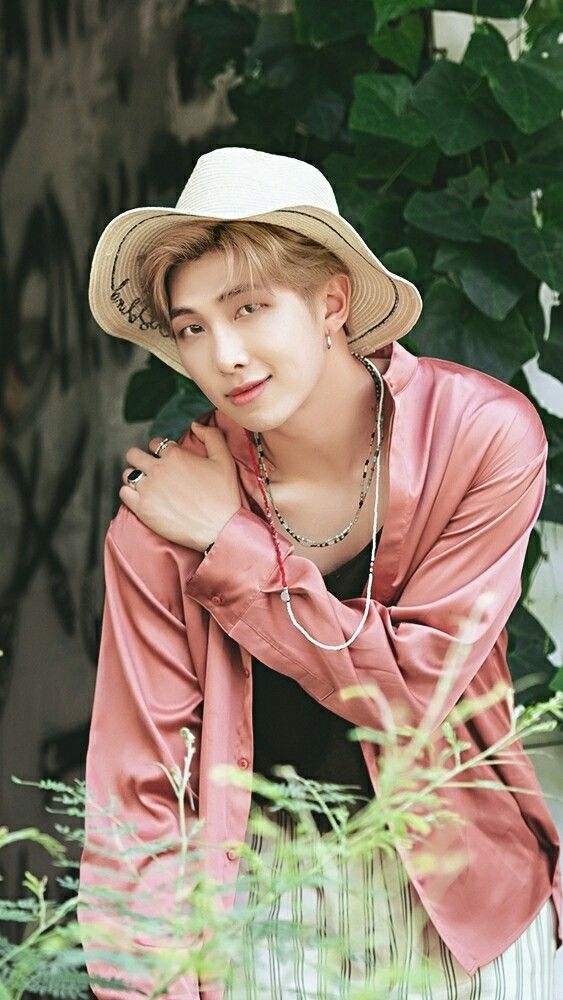 Jimin giữ vị trí bất ngờ trên BXH thần tượng nam hot nhất