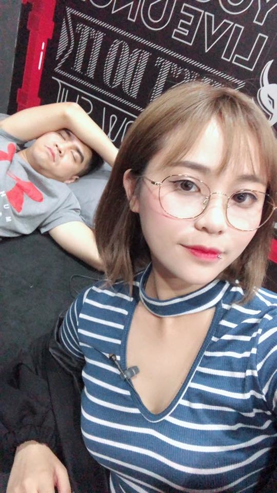 MisThy và Pew Pew - Cặp đôi streamer được yêu thích nhất mạng xã hội