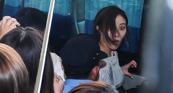 Fan Viet va nhung lan bay lich su voi sao Kpop: Het duoi khoi Vn lai khung bo trang ca nhan