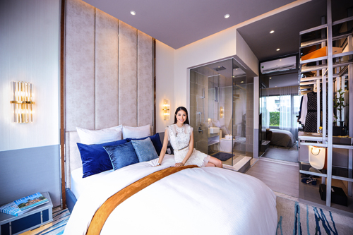 Nguồn thu nhập của các Hoa hậu Việt thời nay từ đâu ra?