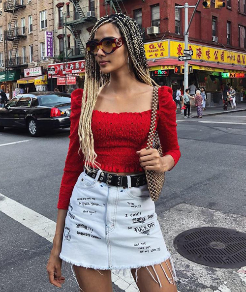 Nhã Phương lộ vòng 2 lùm lùm, Hà Tăng diện croptop gây sốt