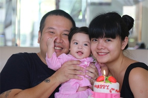 Nhìn lại chặng đường 16 năm gắn bó của Phạm Quỳnh Anh và Quang Huy