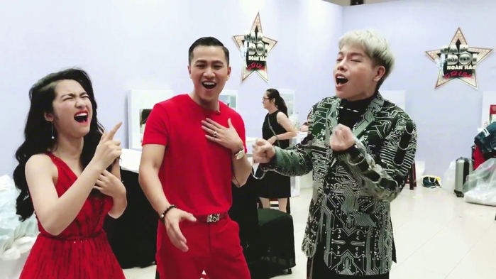Nhin Ngoc Trinh, Hoa Minzy the nay, fan thot len “vui thoi dung vui qua”
