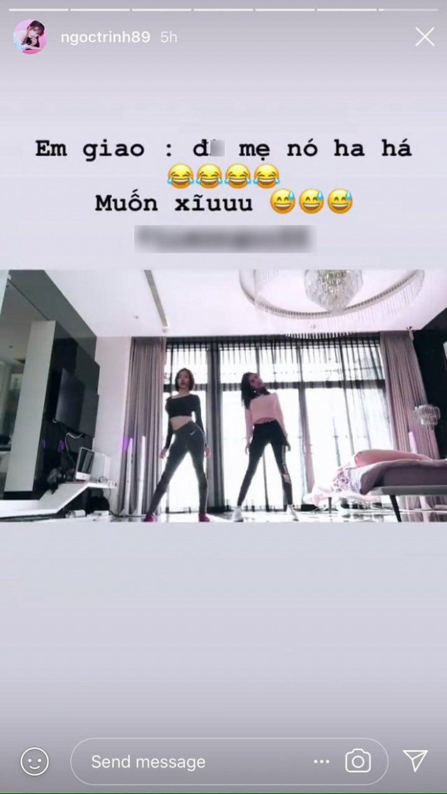Nhin Ngoc Trinh, Hoa Minzy the nay, fan thot len “vui thoi dung vui qua”