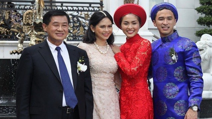 Những bà mẹ chồng quyền lực, sở hữu khối tài sản kếch xù của sao Việt