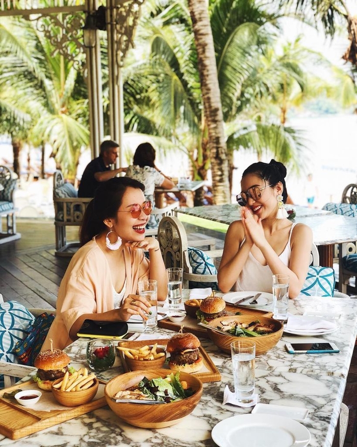 Những đôi bạn thân đình đám trong giới beauty blogger Việt
