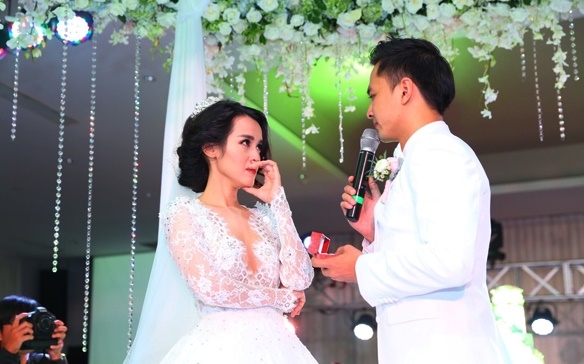 Những chia sẻ đầy cảm động của sao Việt trong ngày cưới