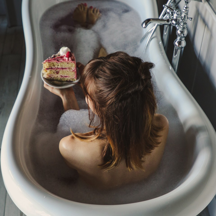 Những điều các chuyên gia không khuyến khích làm trước giờ ngủ