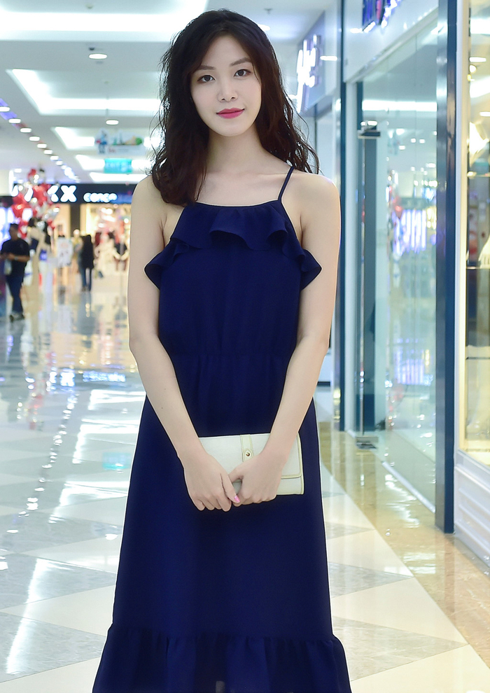 Những Hoa hậu đăng quang trẻ nhất Việt Nam