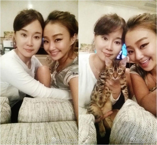 Những lần sao Hàn khoe mẹ mà cứ ngỡ chị gái