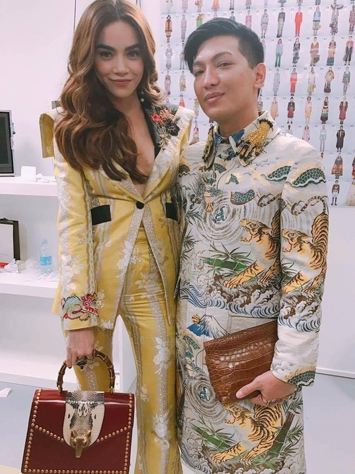 Những lần sao Việt được mời ngồi hàng ghế đầu show thời trang quốc tế