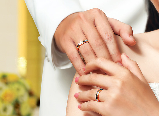 Những phong tục trong ngày cưới mà bạn nên tuân theo để tránh rước họa