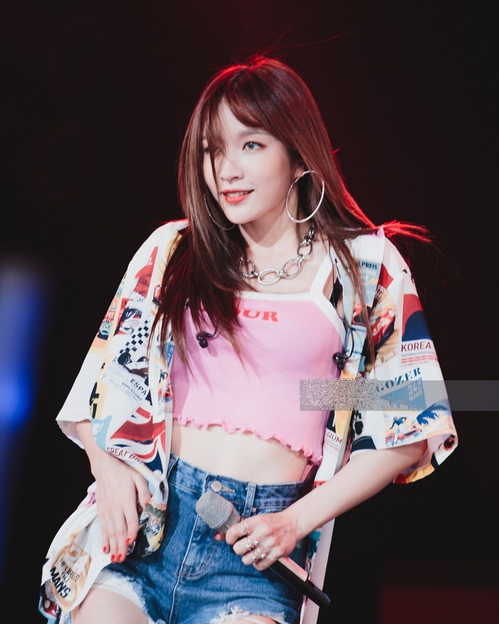 Nữ thần Kpop nào sở hữu fancam tại Việt Nam được lòng V-fans nhất?