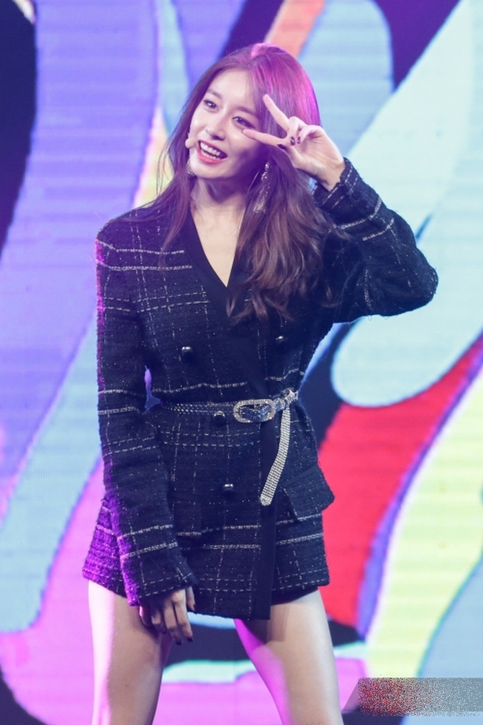 Nữ thần Kpop nào sở hữu fancam tại Việt Nam được lòng V-fans nhất?