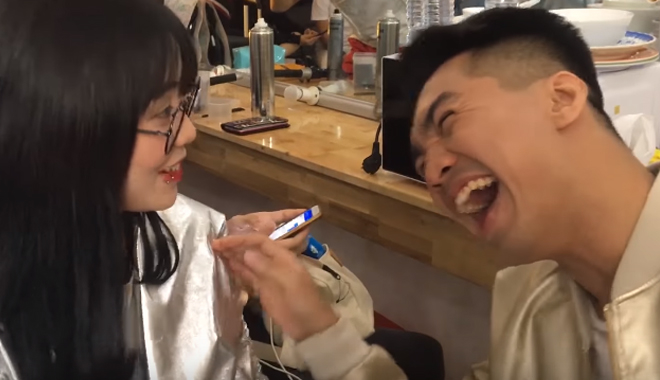 Pew Pew và MisThy chặt chém nhau trong hậu trường