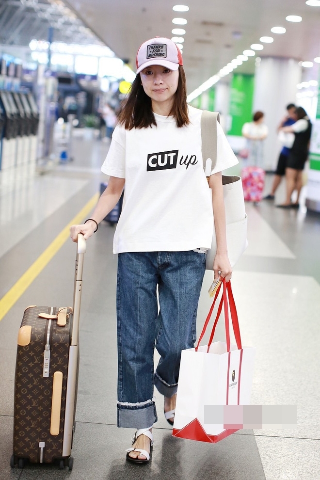 Phong cách thời trang sân bay đối lập của 3 mỹ nhân Hậu Cung Như Ý