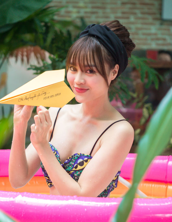 Sau rộ tin đi nghỉ mát với Chi Dân, Lan ngọc lại khoe ảnh bikini