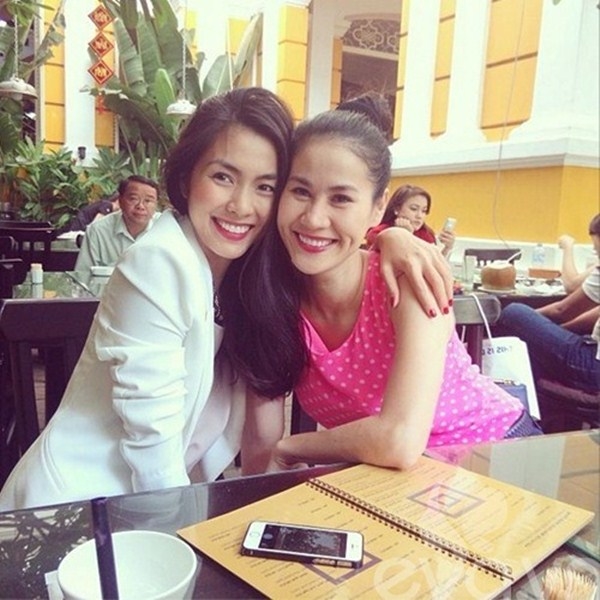 Showbiz thị phi nhưng vẫn tồn tại những tình bạn kéo dài cả thập kỷ