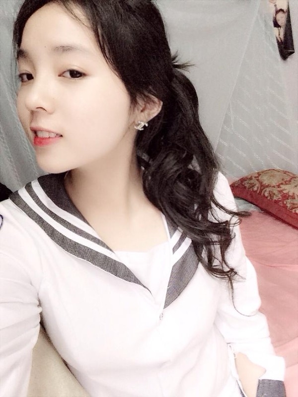 Soi nhan sắc năm 18 tuổi của dàn HHVN