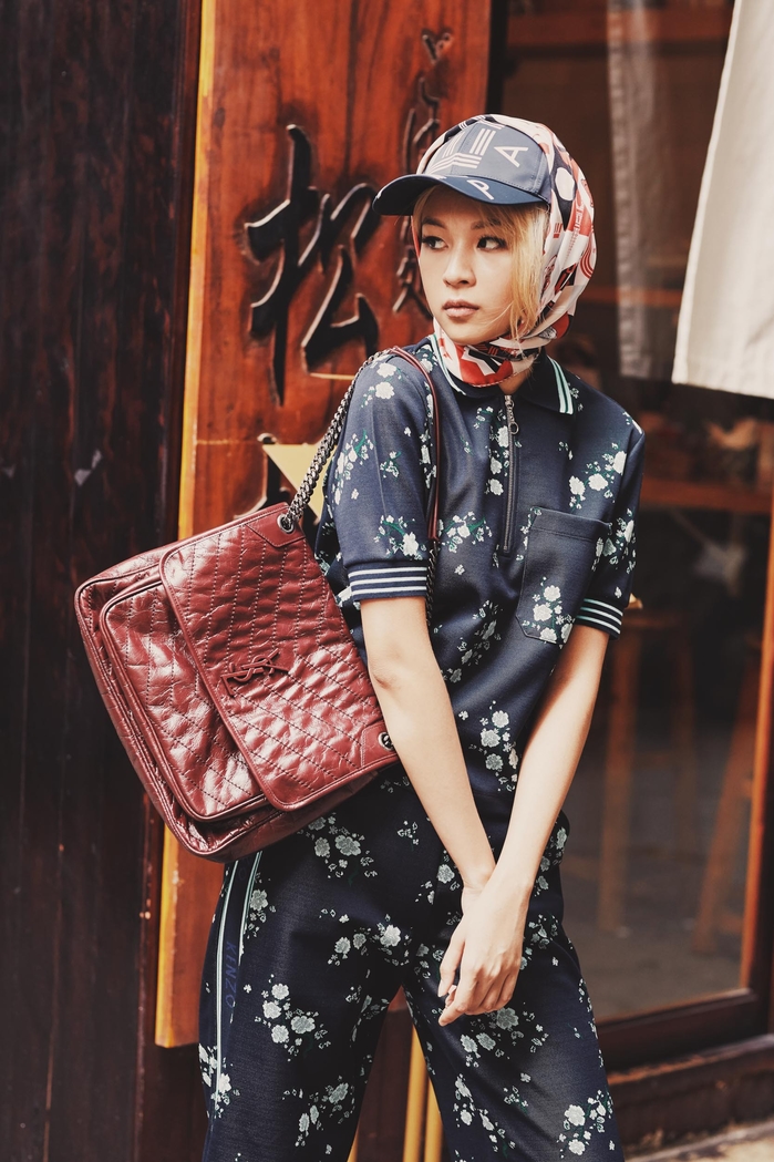 Angela Phương Trinh diện đầm hoa, Mai Phương Thúy lot top mặc xấu