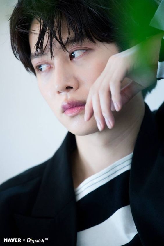 Top 20 visual Kpop đình đám\: Mỗi người một vẻ, chẳng ai kém cạnh ai