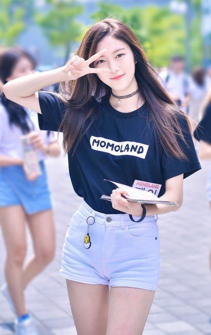 Tử vi ngày 12/9: Sư Tử tiền bạc ào ào vào túi