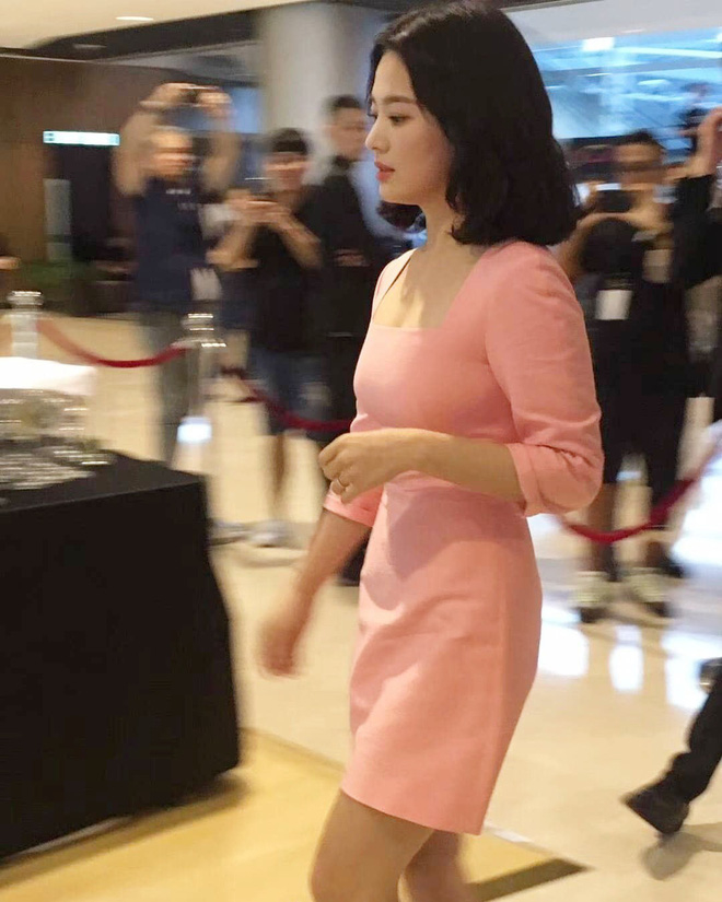 Xuat hien sau ket hon, vo chong nha song: Nguoi toc xoan lang tu, nguo dep tua nu than
