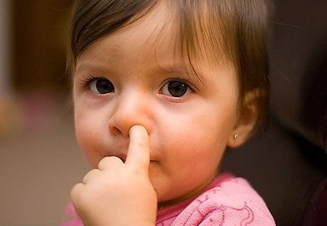 4 bộ phận trên cơ thể trẻ không nên vệ sinh quá kĩ
