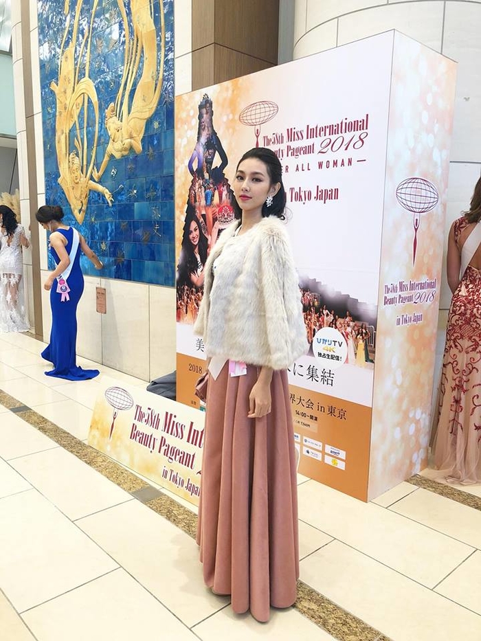 Nguyễn Thúc Thùy Tiên xuất sắc ghi điểm tại Hoa hậu Quốc tế 2018