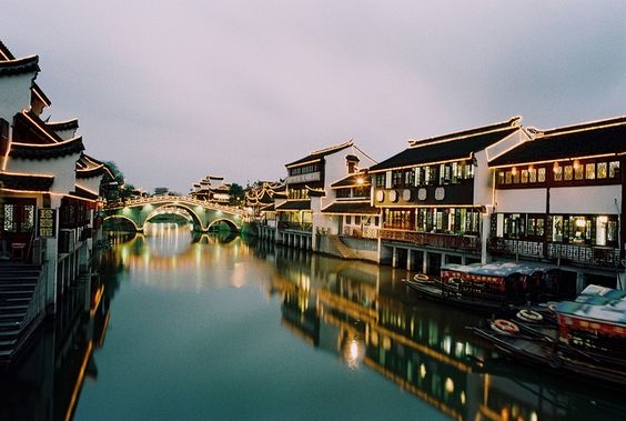 8 cổ trấn nghìn năm tuổi đẹp đến ngỡ ngàng ở Trung Quốc