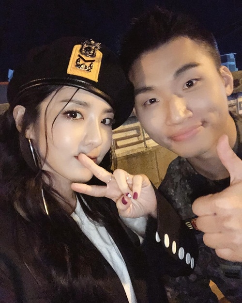Ảnh hot sao Hàn: Seungri 'tỉnh bơ' giữa lùm xùm hẹn hò