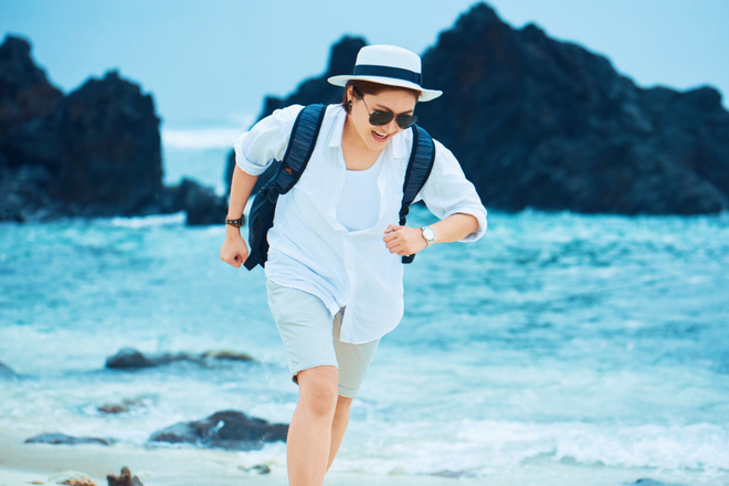 Không ngờ các nàng tomboy nổi tiếng nhất Vbiz diện đồ bơi lại thế này!