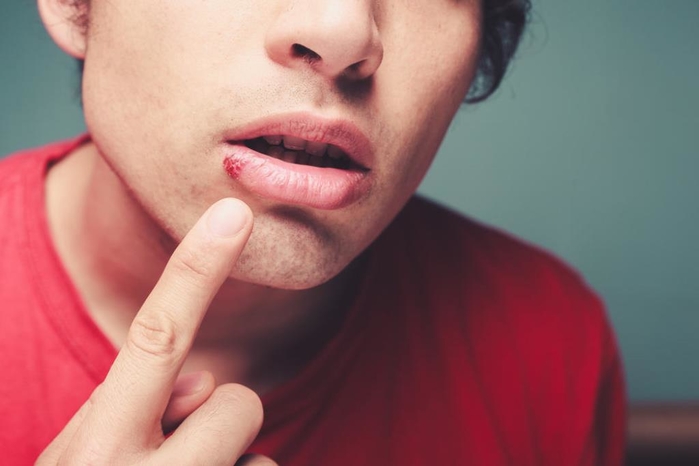Bé sơ sinh tử vong do nhiễm virus ăn não và phổi, nhiều cha mẹ ngã n