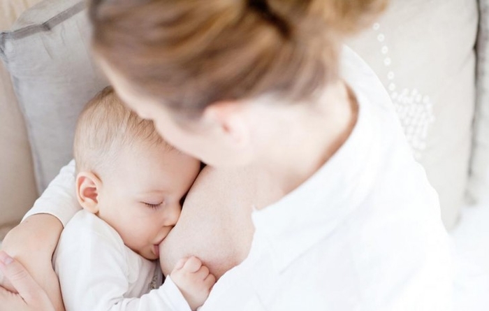 Bí quyết để mẹ có nhiều sữa cho con ngay sau khi sinh