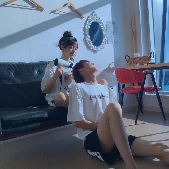 Chẳng cần cầu kì, bạn và người ấy vẫn có thể hâm nóng tình cảm