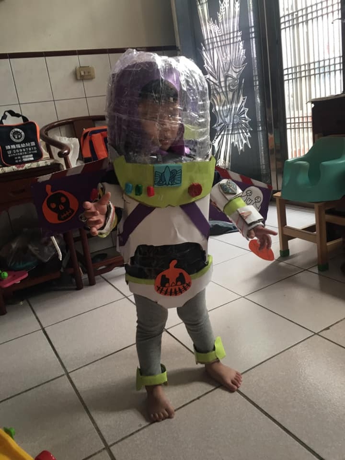 Màn hóa trang thành trà sữa, đồ ăn vặt đỉnh của đỉnh mùa Halloween