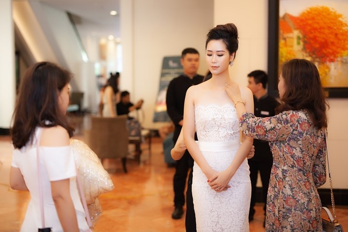Dàn Hoa hậu đăng quang năm 2018: Người phủ sóng, người mất tích